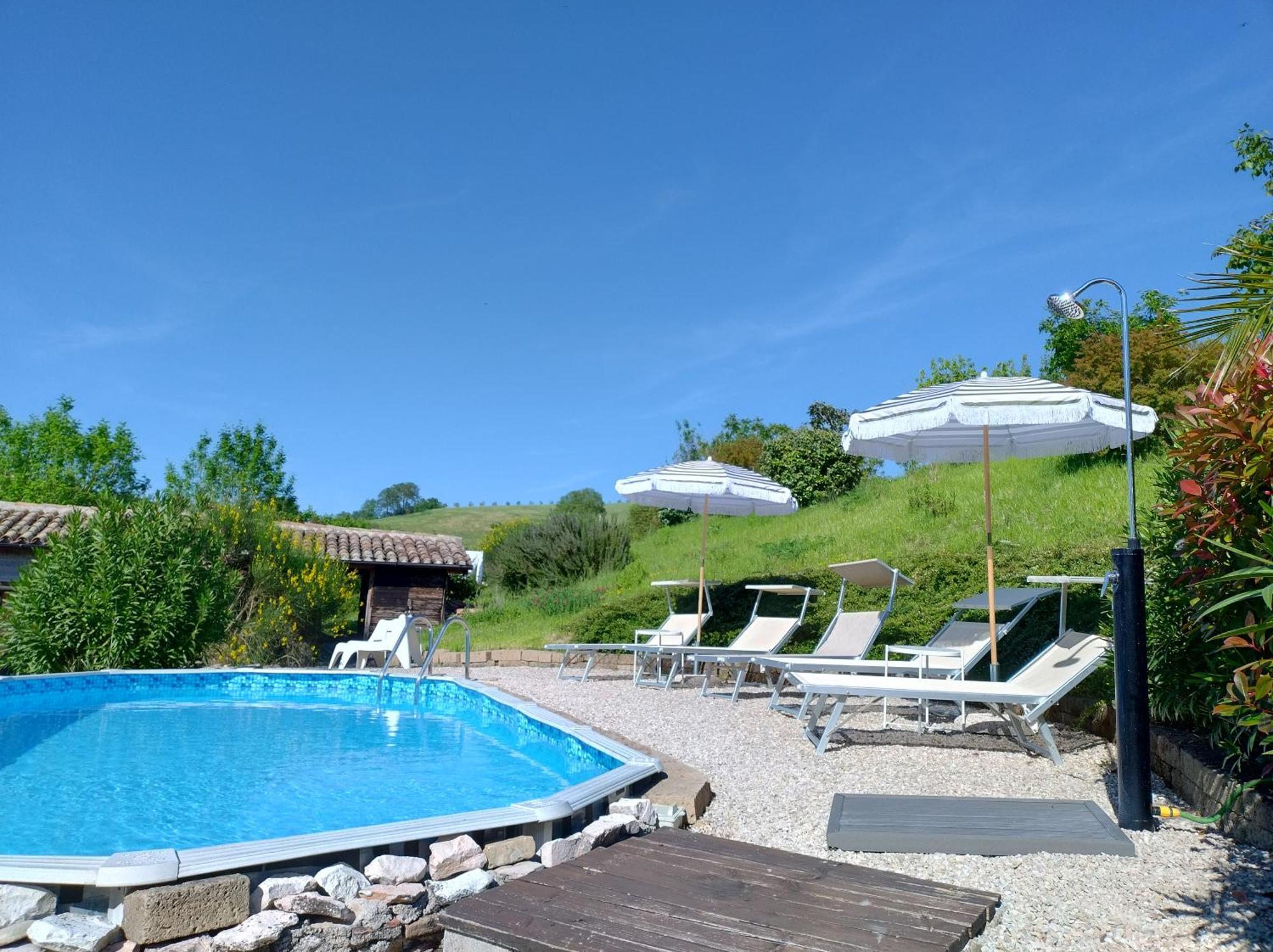 Rosa Nel Pozzo Apartments And B&B San Pietro  외부 사진