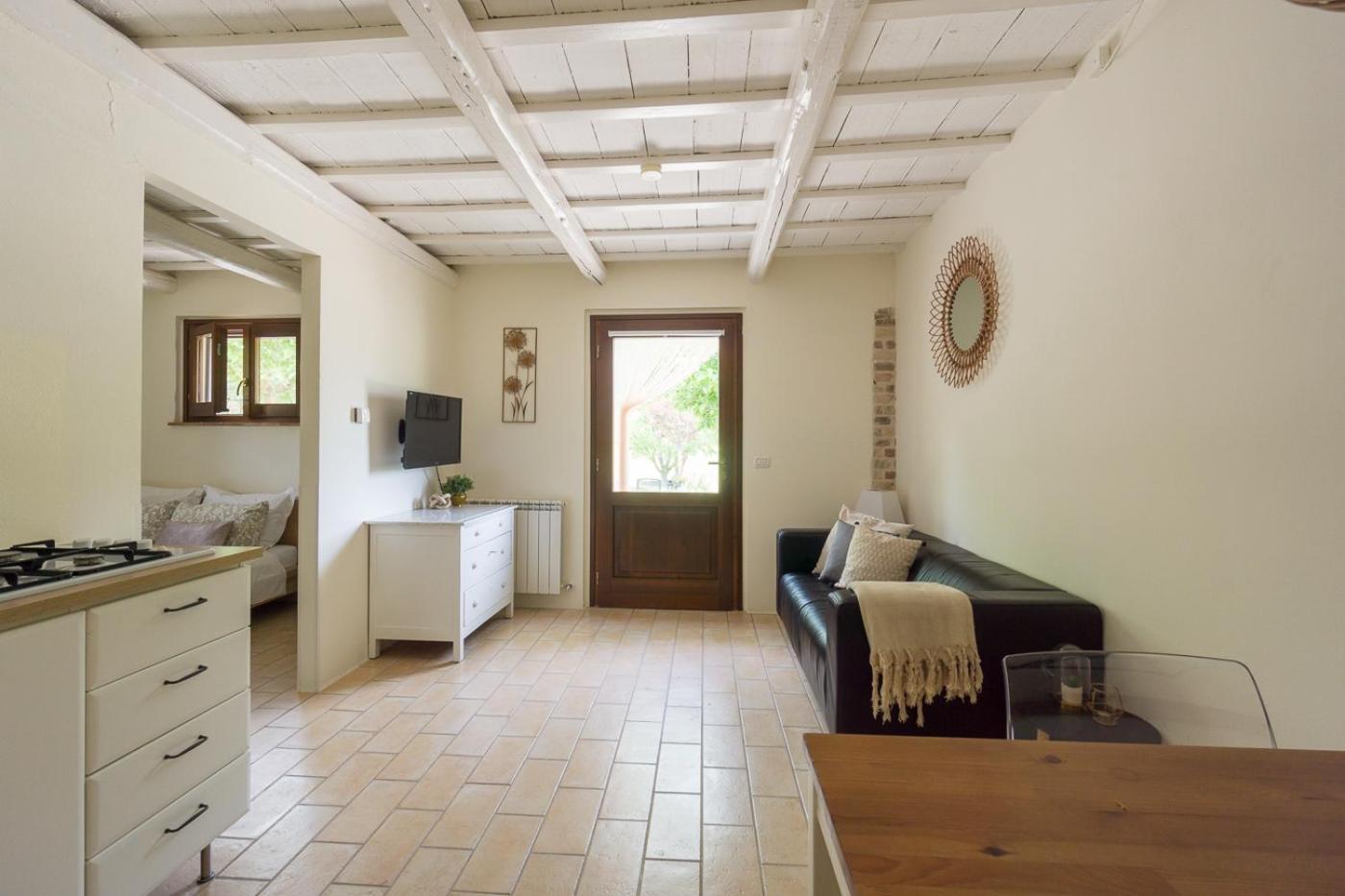 Rosa Nel Pozzo Apartments And B&B San Pietro  외부 사진